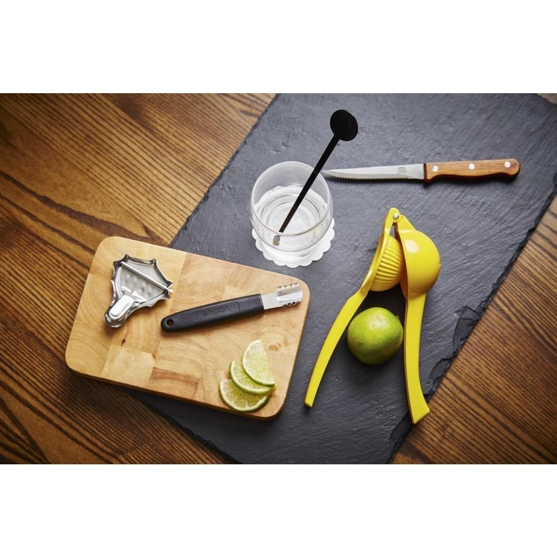 Vogue Rectangular Wooden Chopping Board Small - 230x150x25mm 5 Vogue Rectangular Wooden Chopping Board Small - 230x150x25mm - Image 3