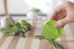 KitchenIQ Mini Prep Multi Tool (Ball) -Best Kitchenware Store KIQ50420 2